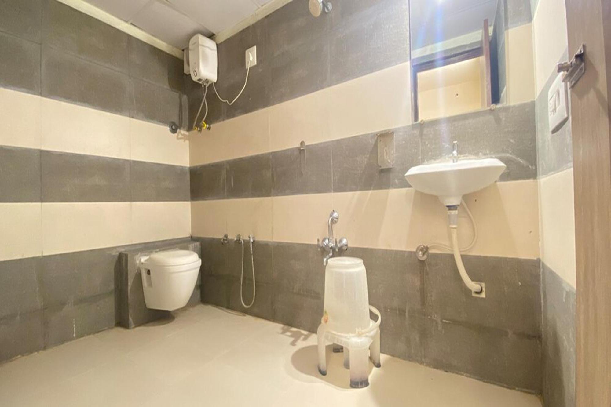 Hotel Kalyan Palace Watuwa Kültér fotó